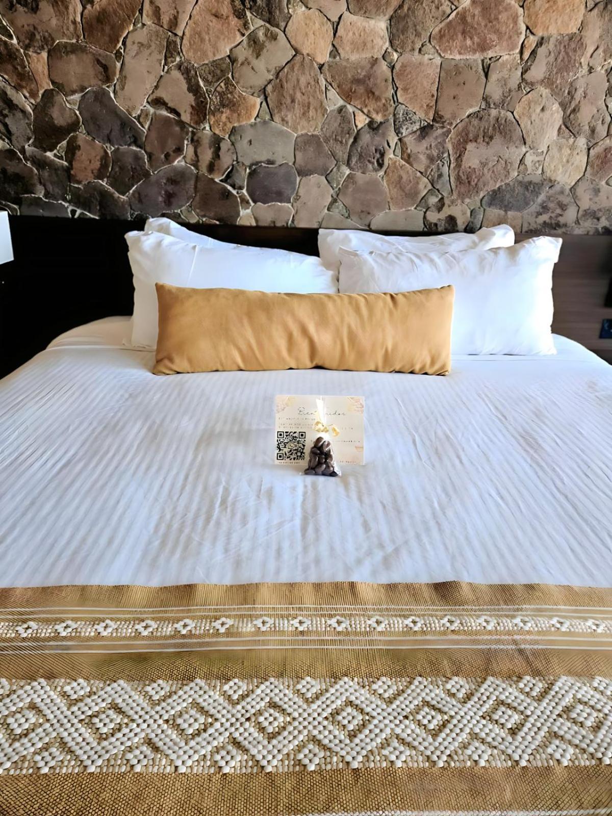 Hotel Flores De Sal-Вале де Гуадалупе Екстериор снимка